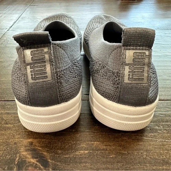 FitFlop Women's Metallic Pewter Uberknit Slip On Sneakers Size 7.5 GUC - Picture 3 of 8